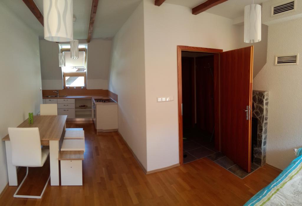 Apartment Ajda Бовец Екстериор снимка